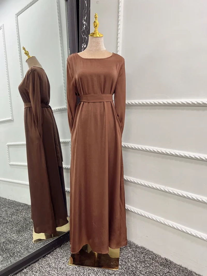 2023 Fashion Satin Sliky Djellaba Muslim Dress Dubai Full Length Flare Sleeve Soft Shiny Abaya Dubai Turkey Abaya Hijab